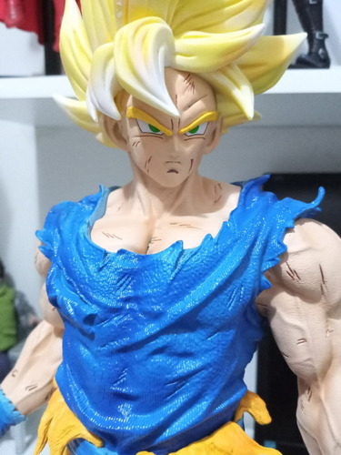 Dragon Ball Goku Super Sayajin 1/4 45cm Estatueta Grande - R$ 399